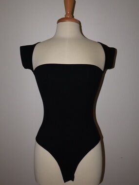 PrettyLittleThing Black Off-Shoulder Ribbed Thong Bodysuit
